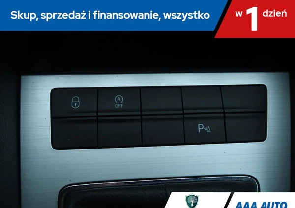 Skoda Octavia cena 63000 przebieg: 96254, rok produkcji 2020 z Otmuchów małe 254